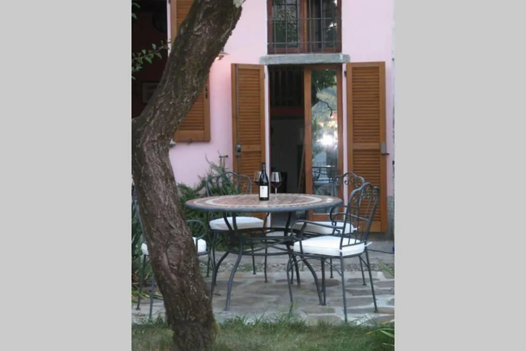 Romantica La Filanda Apartment Sala Comacina Italy
